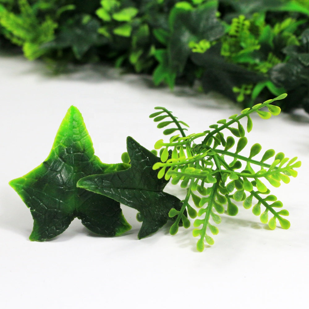 12 of Ivy Fern Mixed Hedging Mat - 50cm x 50cm