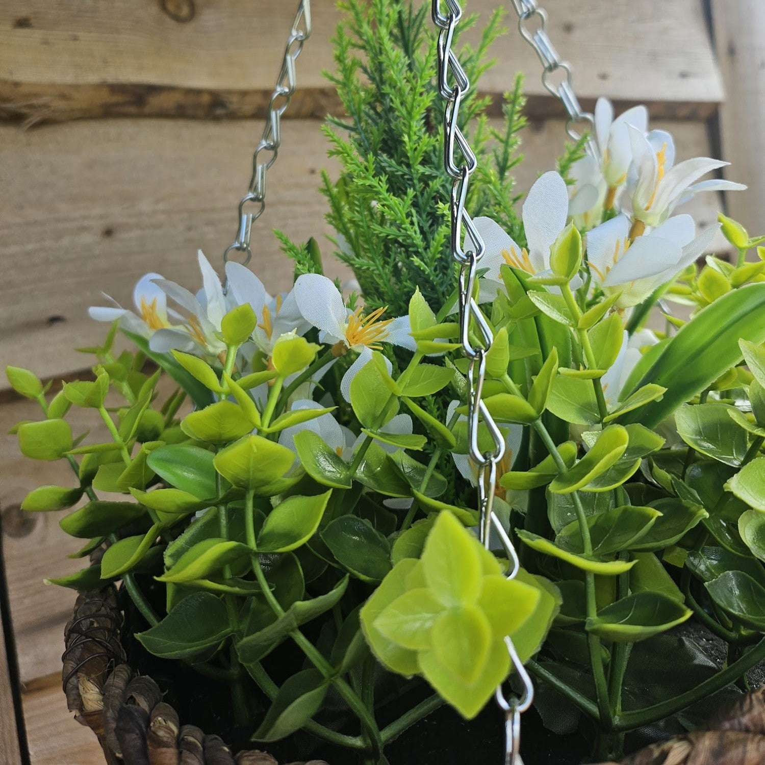 Best Artificial White Mini Daffodil Display in 10 inch Round Hanging Basket