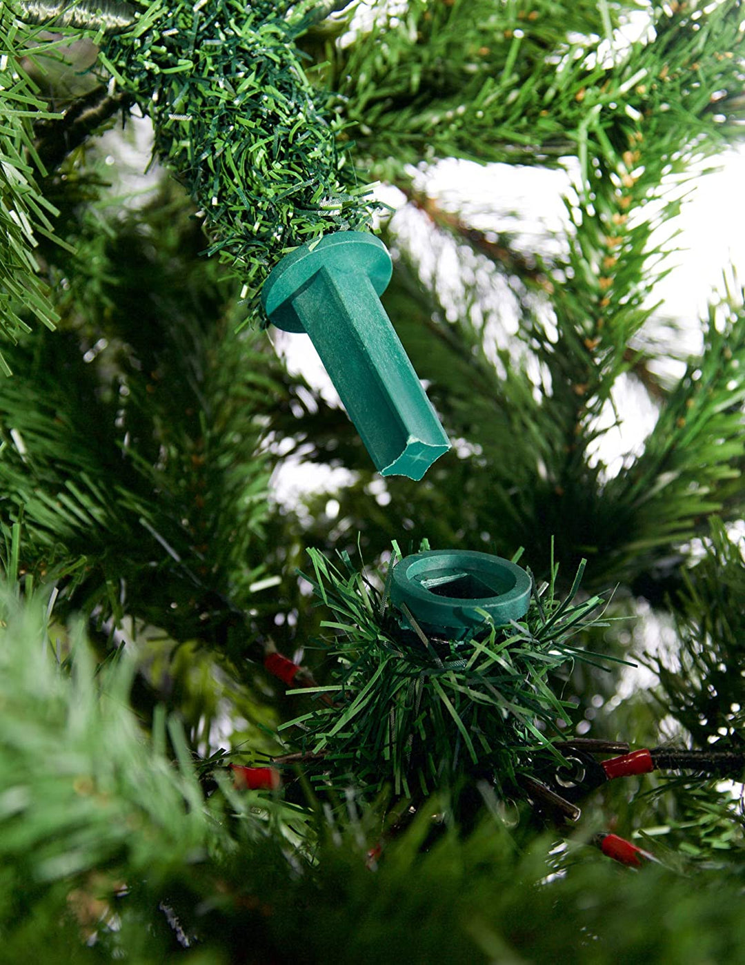 Best Artificial Colorado Pine Hinged Indoor Christmas Tree