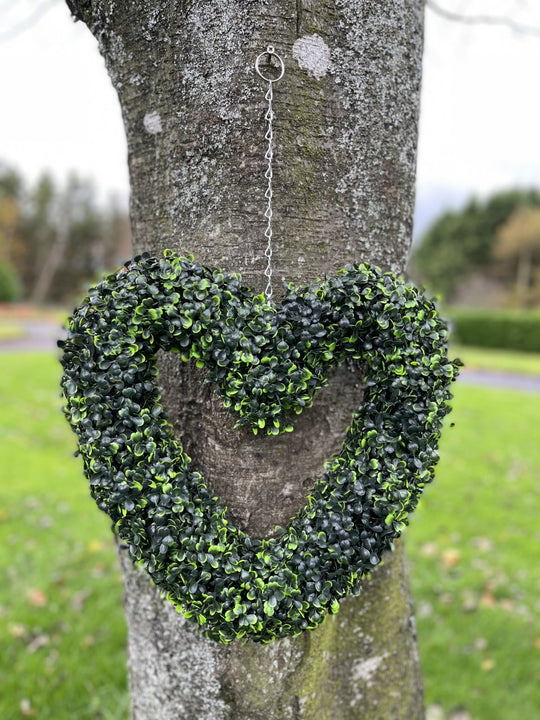 Artificial Boxwood Heart Wreath