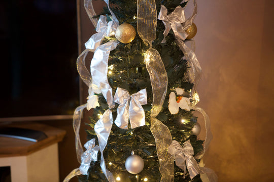 Best Artificial Mains Powered Pop-up 6ft Pre-Decorated Pre-Lit Christmas Trees