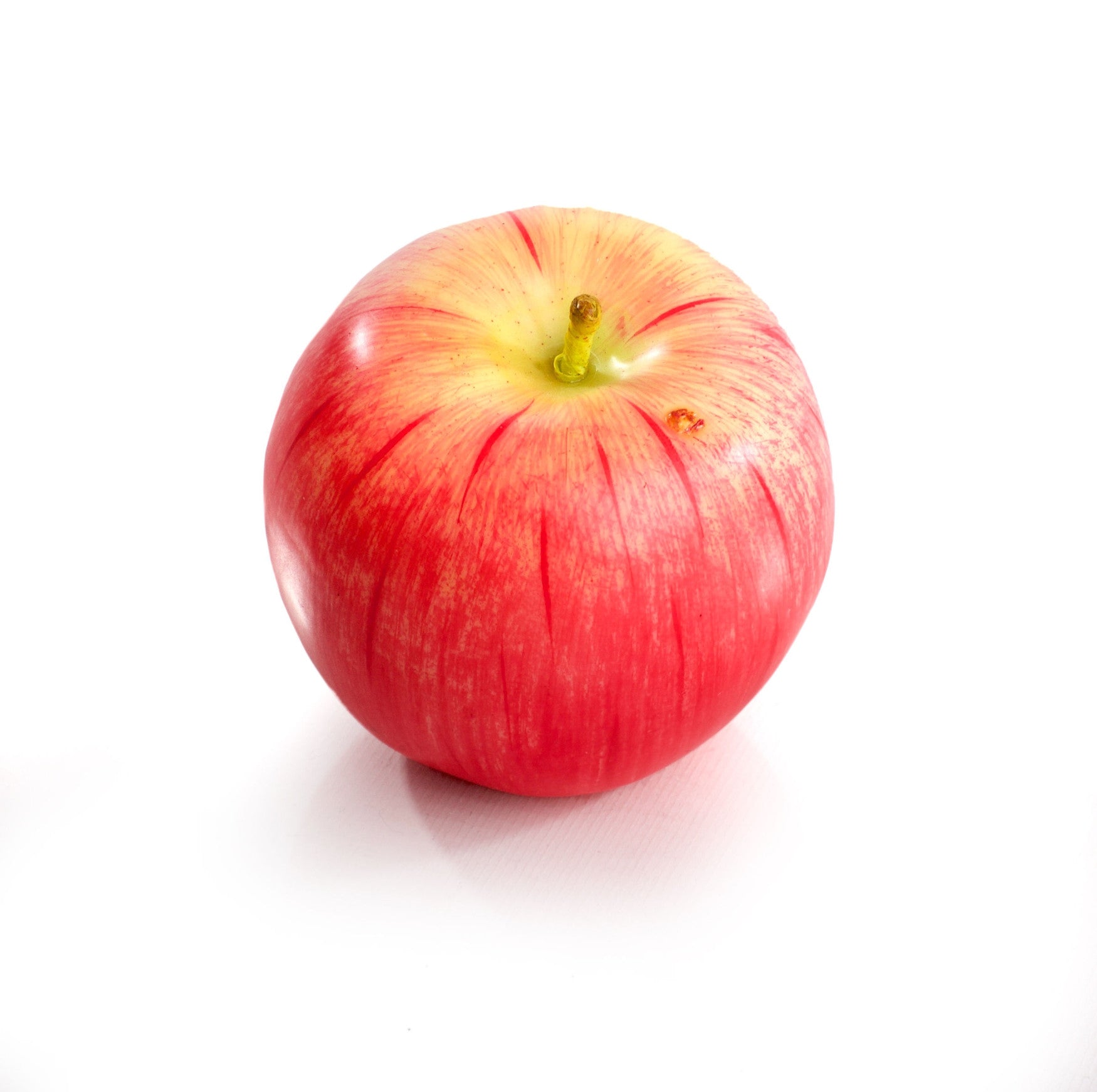 2 Best Artificial Red Apples